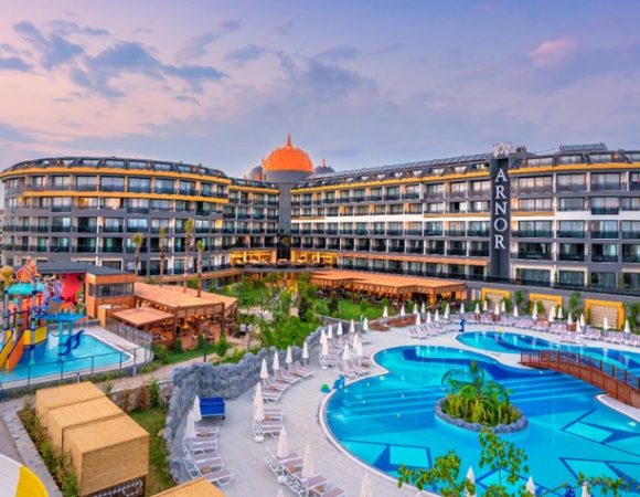Arnor De Luxe Hotel & Spa