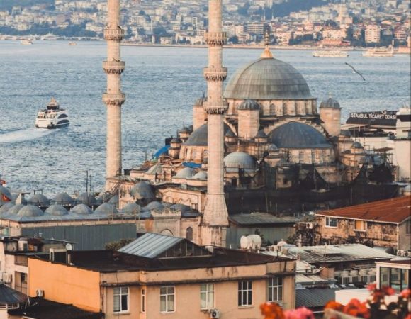 İSTANBUL TURU
